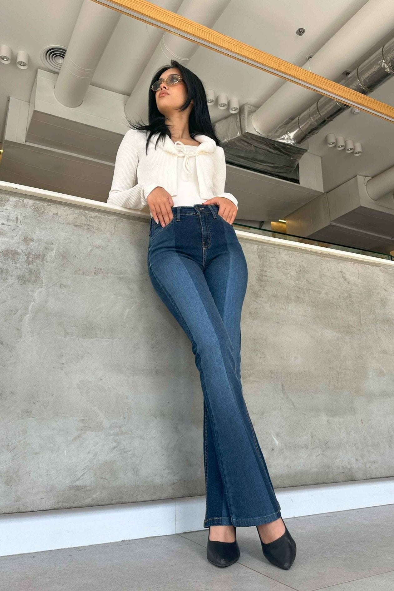 Flared - Navy Blue 2 Tones Washed Jeans.