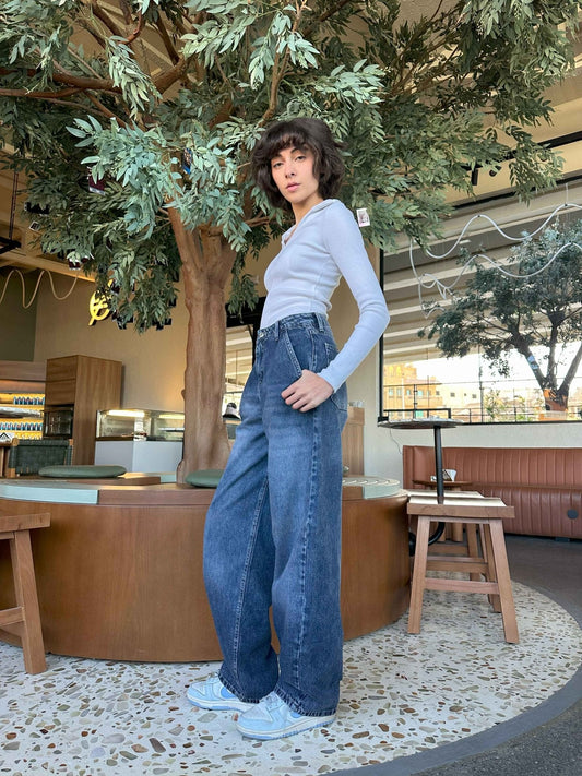 Skater - Mid Navy Blue Washed Skater Jeans.