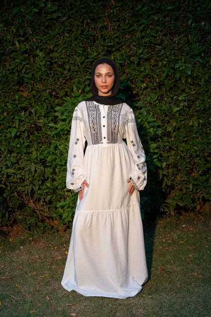 Layali Embroidered Dress