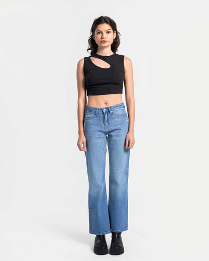 Boot Cut - Medium Blue Jeans
